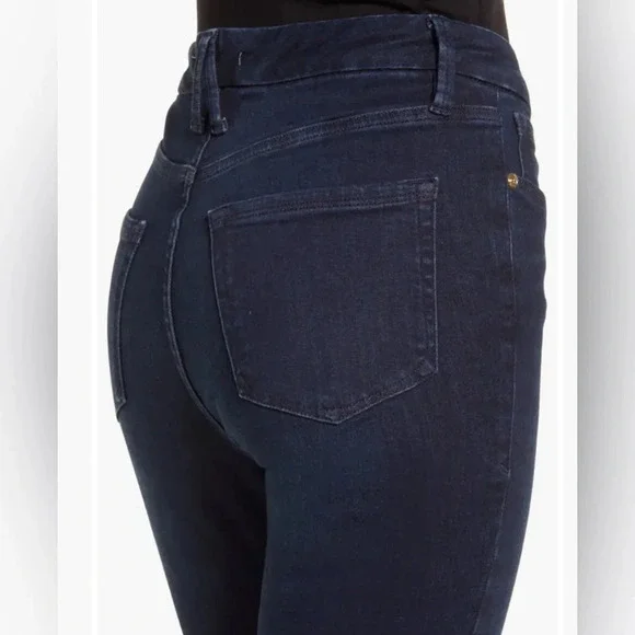 Good American dark navy wash skinny jeans raw hem - Picture 2 of 6